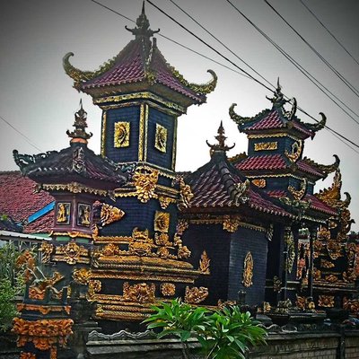 Pura di Kampung Bali Lampung 