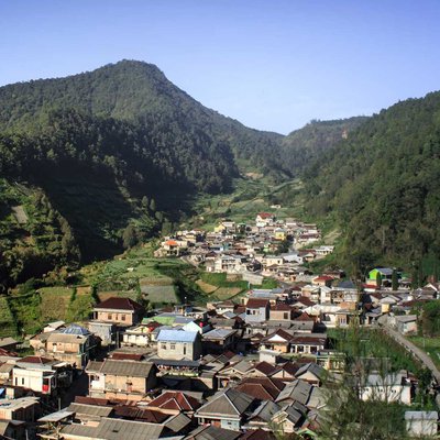 Wisata Wonomulyo