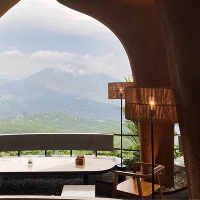okuta bali