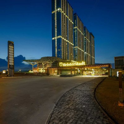 meisterstadt Pollux Habibie Batam