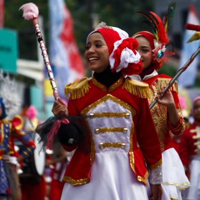 Serba serbi pawai