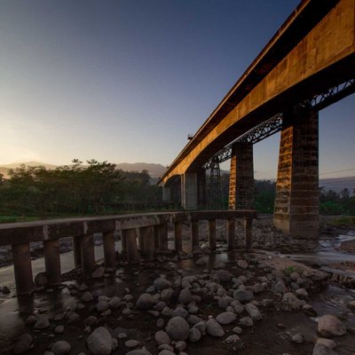 Jembatan Kereta Api Sakalibel (Saka Lima belas)