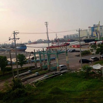 pelabuhan 