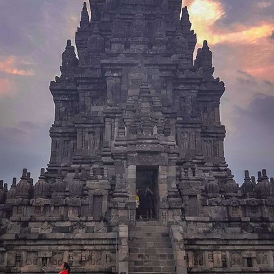 PRAMBANAN TEMPLE