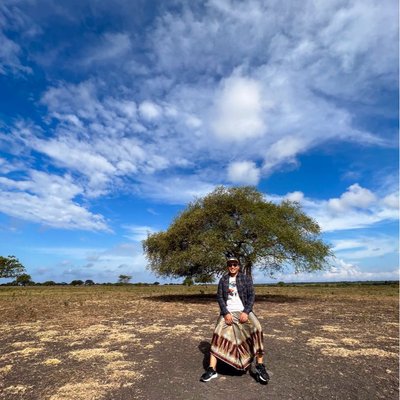 Santai sejenak di Savana bekol, TN Baluran