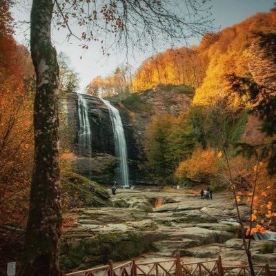 Sonbaharda Su Uçtu şelalesi 🧡