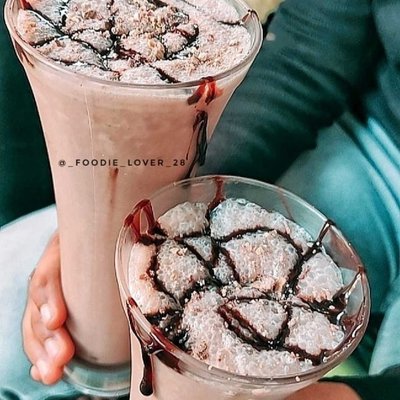 CHOCOLATE MILKSHAKE 🍫🥛