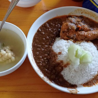 asi se almuerza en Guayaquil - Ecuador