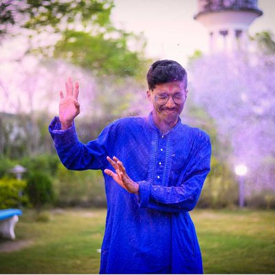 Bura na mano Holi hai