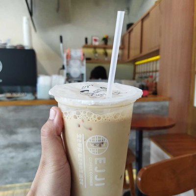 EJJI COFFEE CORNER