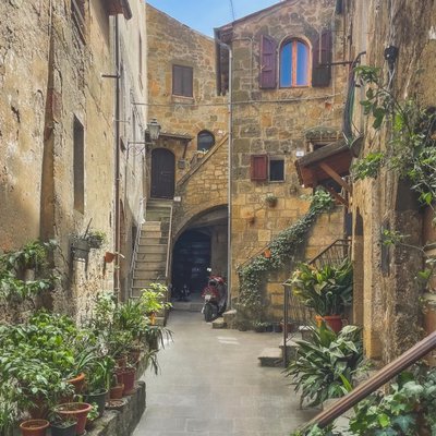 Pitigliano City