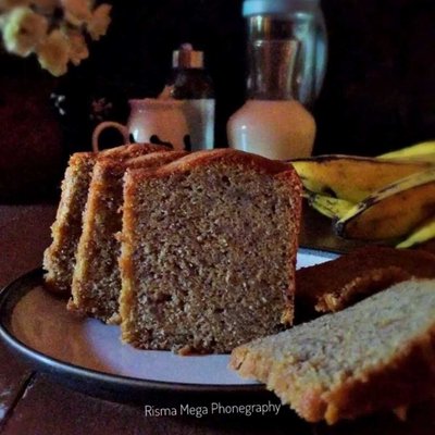 BANANA CAKE