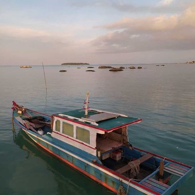 pompong dan pulau