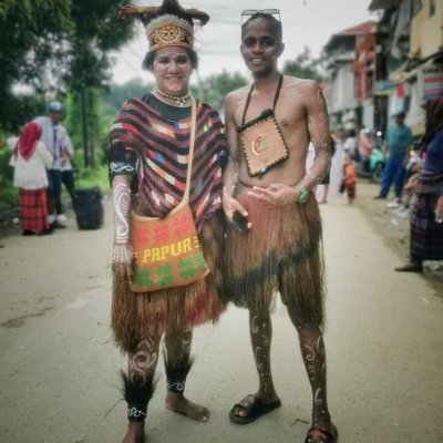Pakaian Adat