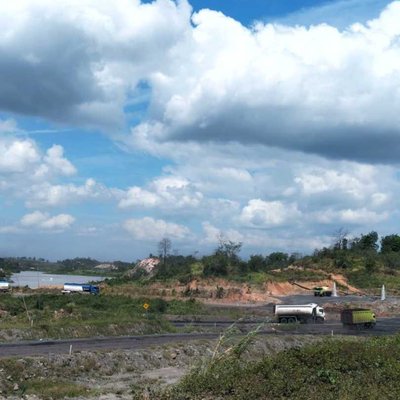 Langit di Pertambangan