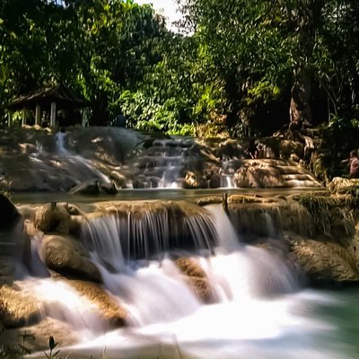 Air terjun tirtaria Buol