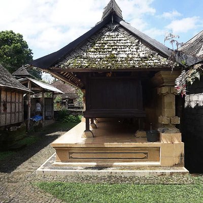 Rumah Adat