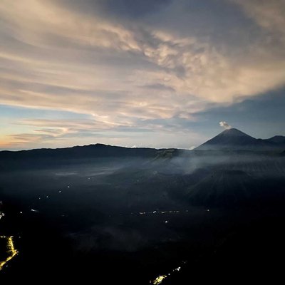 Melihat keindahan gunung bromo