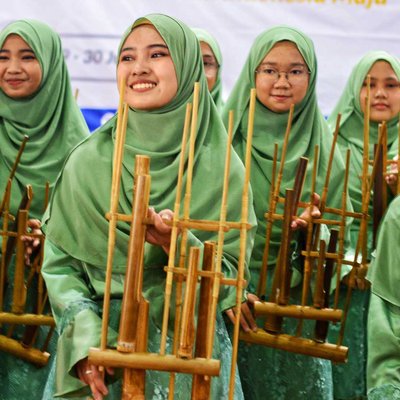 pemain angklung