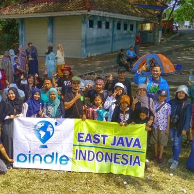 "MEET LOCALS PINDLE JAWA TIMUR"