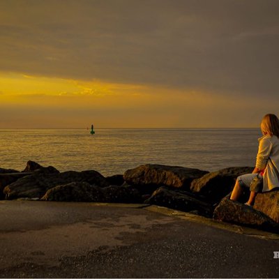 daydream, enjoy or think….