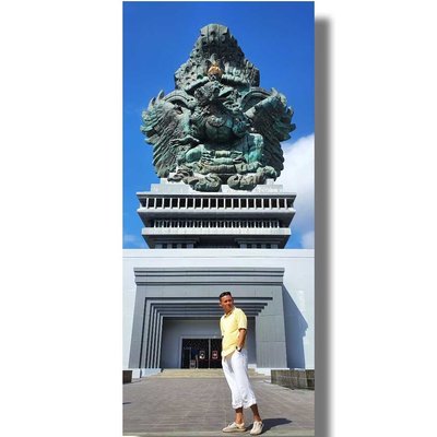 Garuda Wishnu Kencana Statue