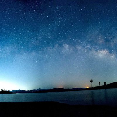 CURVE OF MILKY WAY