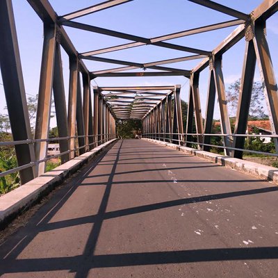 JEMBATAN PAKUNIRAN 