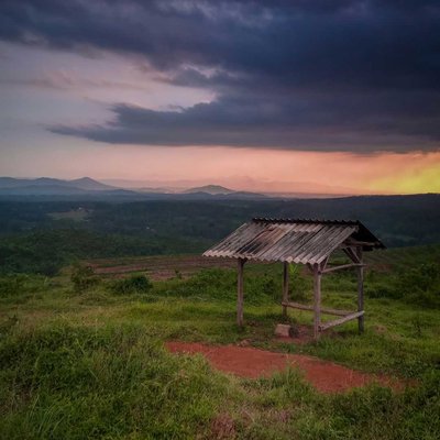 Sunset di atas bukit
