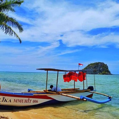 Kelanga Village Beach