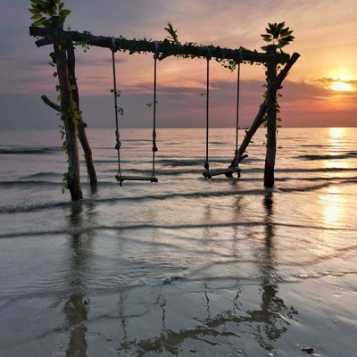 Sunrise di Pantai Cemara 
