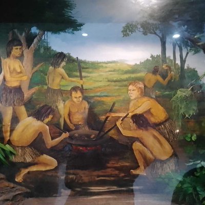 Berburu Dan Meramu