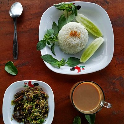 Sambal belut kemangi