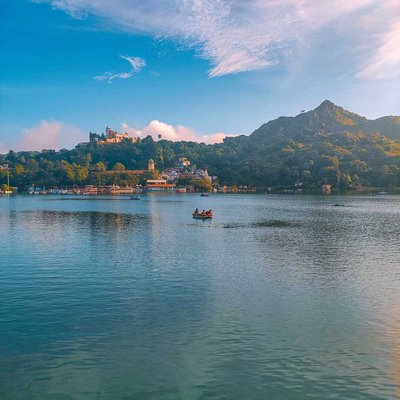 NAKKI LAKE, MOUNT ABU RAJASTHA