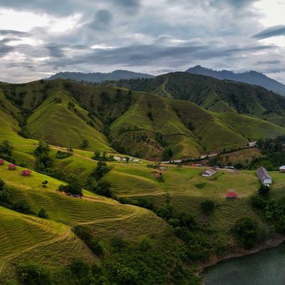 PESONA LEMBAH OLLON TANA TORAJA