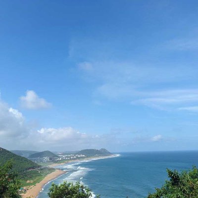 vizag the city of destiny  ⛰️🌊