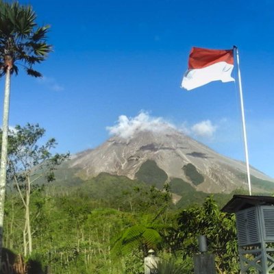 Merapi Dari Pos Babadan