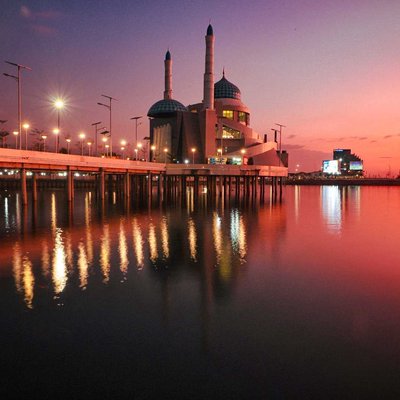 "Masjid Amirul Mukminin