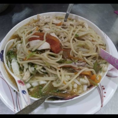 Chicken thukpa