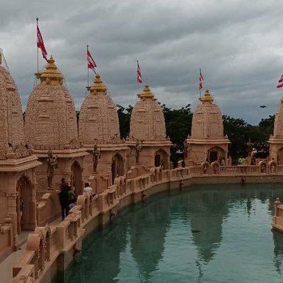Swaminarayan Temple, Poicha