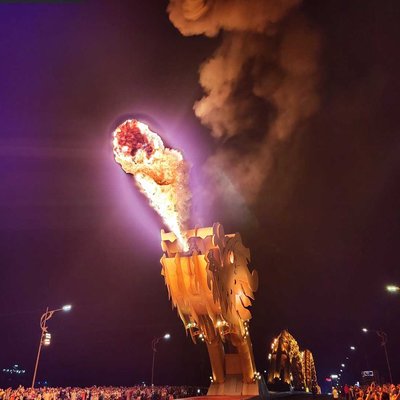 Illuminated Dragon Dazzles, Da Nang