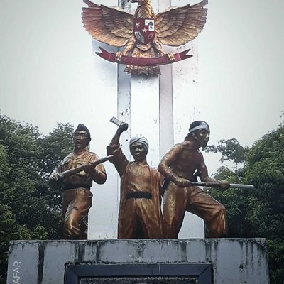 MONUMEN PERJUANGAN MASYARAKAT BANTEN