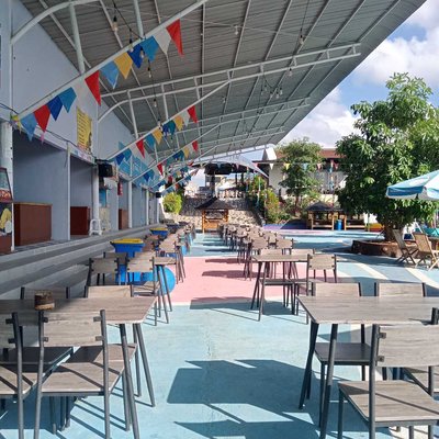Food Court