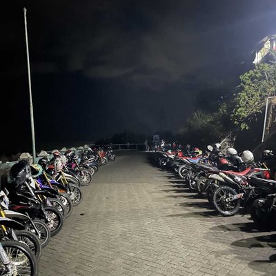 Parkir R2