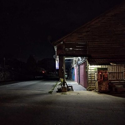 Busy during day,empty at night.