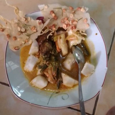 lontong sayur