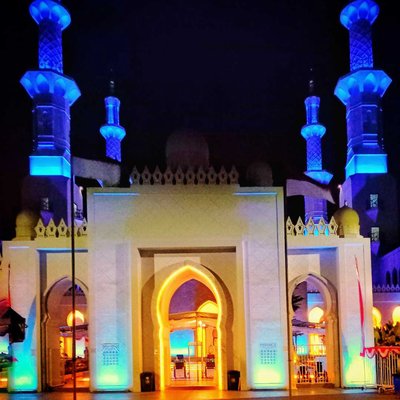 Masjid Sheikh Zayed Surakarta 