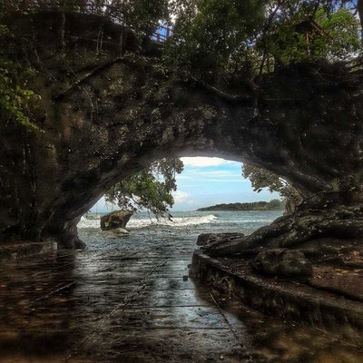Karang Bolong, Banten