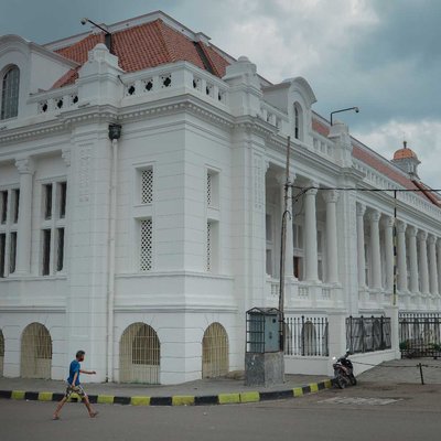 Jalanan Kota Tua
