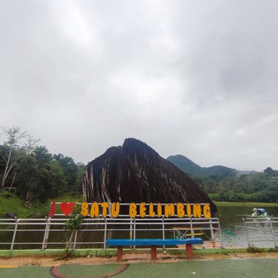 Wisata Batu Belimbing